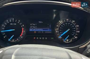Седан Ford Fusion 2013 в 