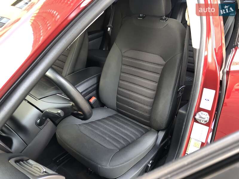 Седан Ford Fusion 2018 в Киеве