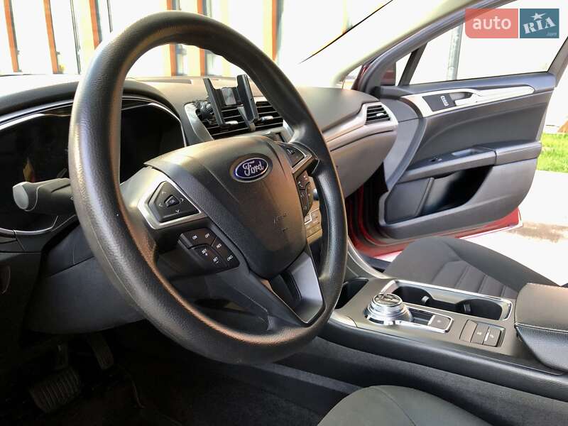 Седан Ford Fusion 2018 в Киеве