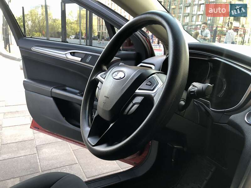 Седан Ford Fusion 2018 в Киеве