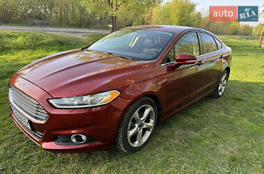 Седан Ford Fusion 2013 в 