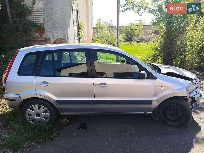 Хэтчбек Ford Fusion 2007 в 