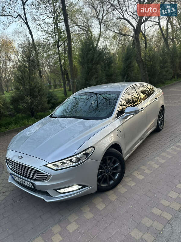 Седан Ford Fusion 2018 в Запорожье