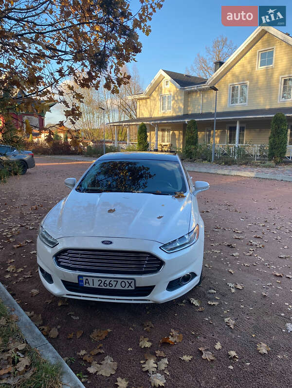 Седан Ford Fusion 2013 в Чернігові
