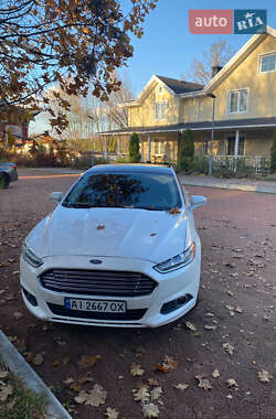 Седан Ford Fusion 2013 в 