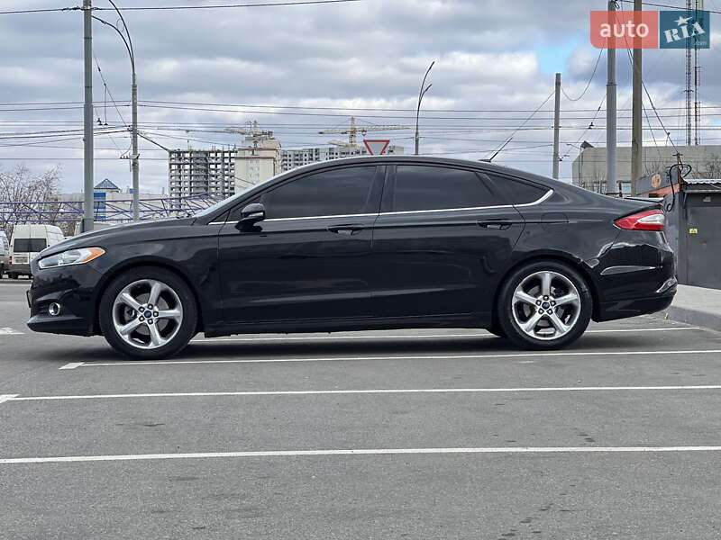 Седан Ford Fusion 2014 в Киеве