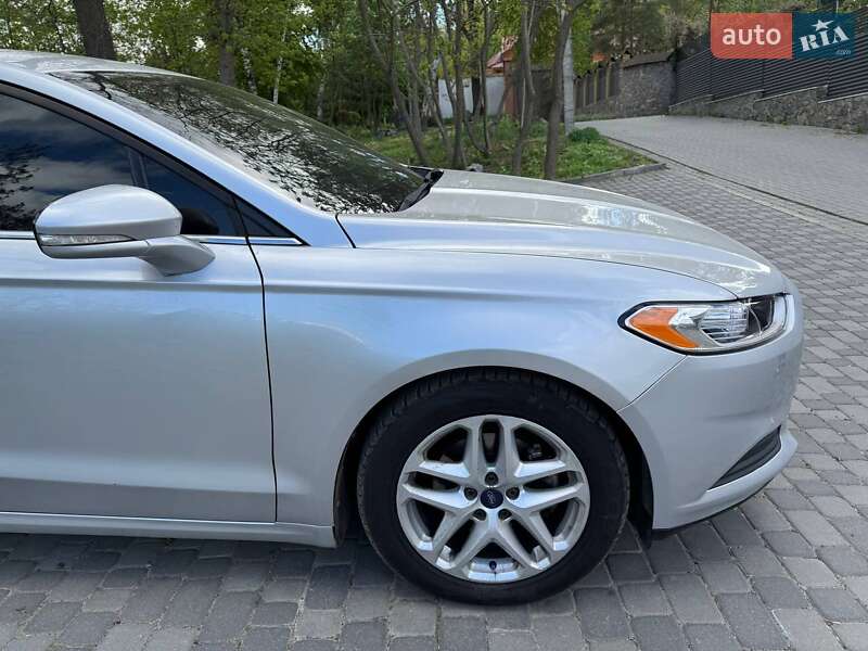 Седан Ford Fusion 2015 в Полтаві
