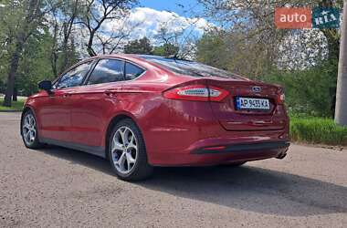 Седан Ford Fusion 2013 в 