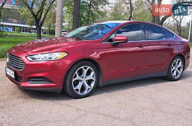 Седан Ford Fusion 2013 в 