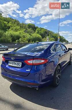 Седан Ford Fusion 2016 в 