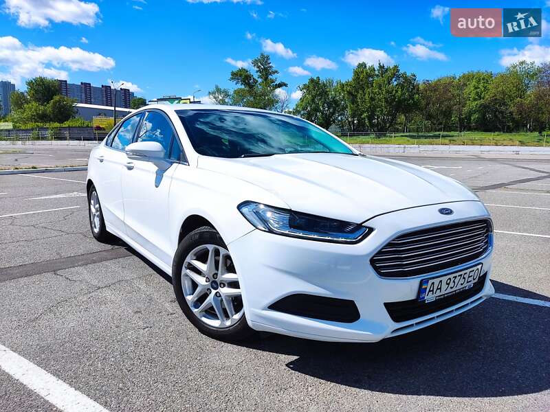 Ford Fusion 2016