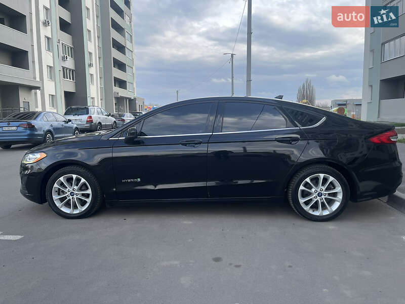 Седан Ford Fusion 2019 в Харькове