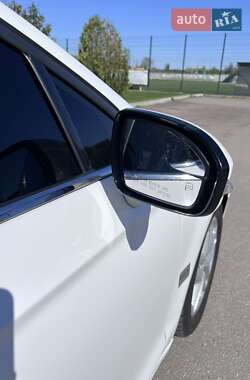 Седан Ford Fusion 2015 в 