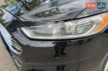 Седан Ford Fusion 2014 в 