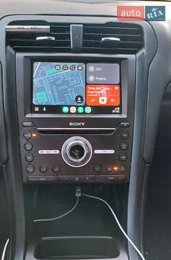 Седан Ford Fusion 2019 в 