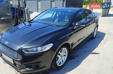 Седан Ford Fusion 2014 в 