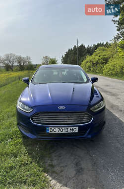 Седан Ford Fusion 2015 в Бродах