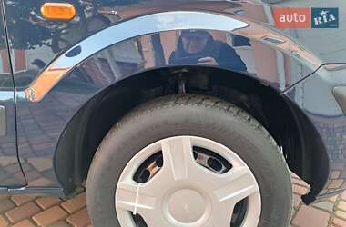 Хэтчбек Ford Fusion 2008 в 