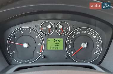 Хэтчбек Ford Fusion 2008 в 