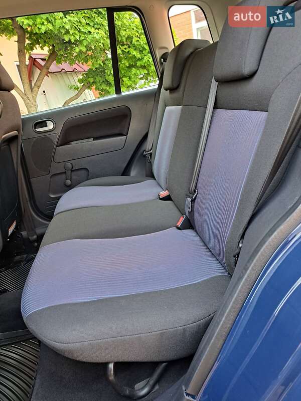 Хэтчбек Ford Fusion 2008 в Умани