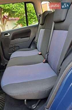 Хэтчбек Ford Fusion 2008 в 