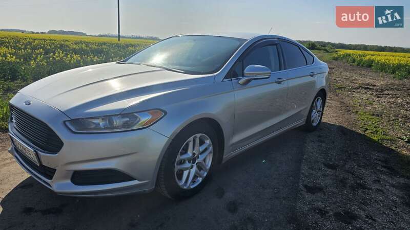 Седан Ford Fusion 2016 в Чорткове