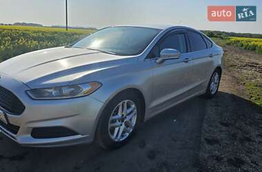 Седан Ford Fusion 2016 в 