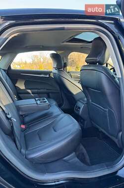 Седан Ford Fusion 2018 в 