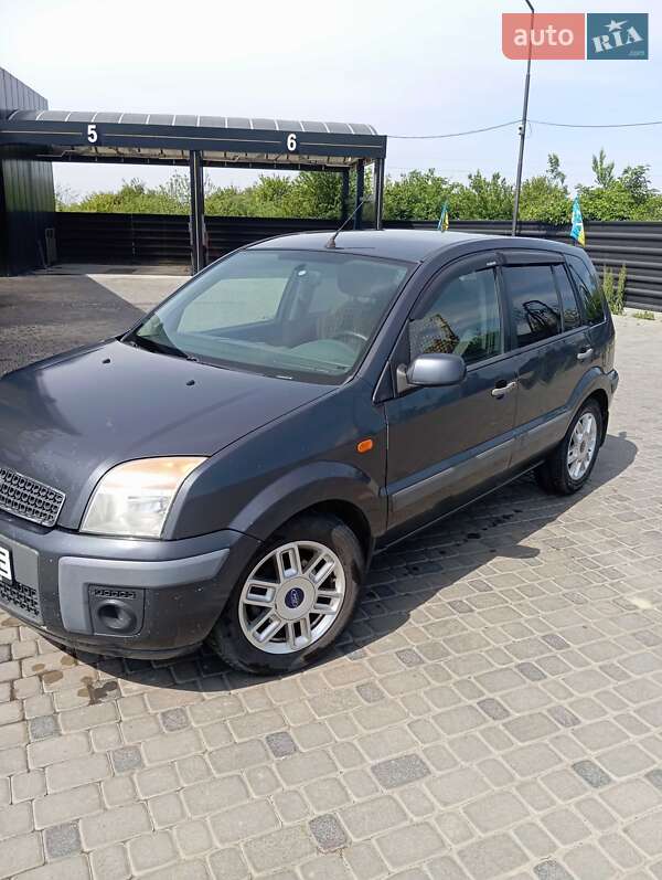 Седан Ford Fusion 2007 в Мукачево