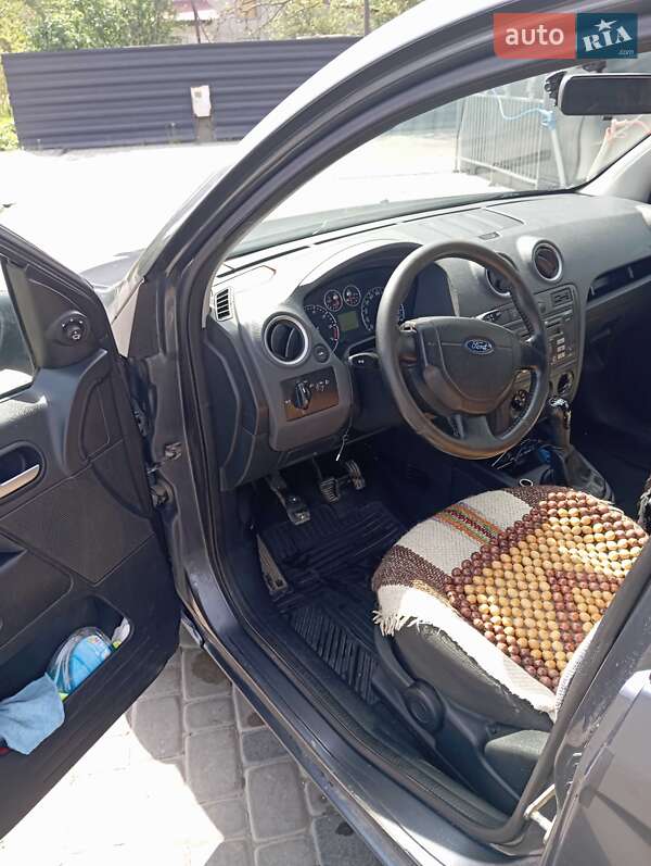 Седан Ford Fusion 2007 в Мукачево