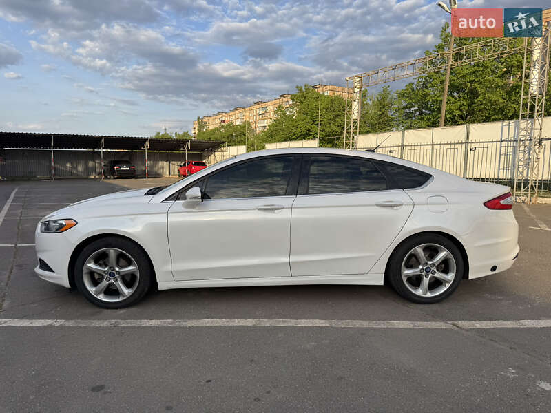 Ford Fusion 2013