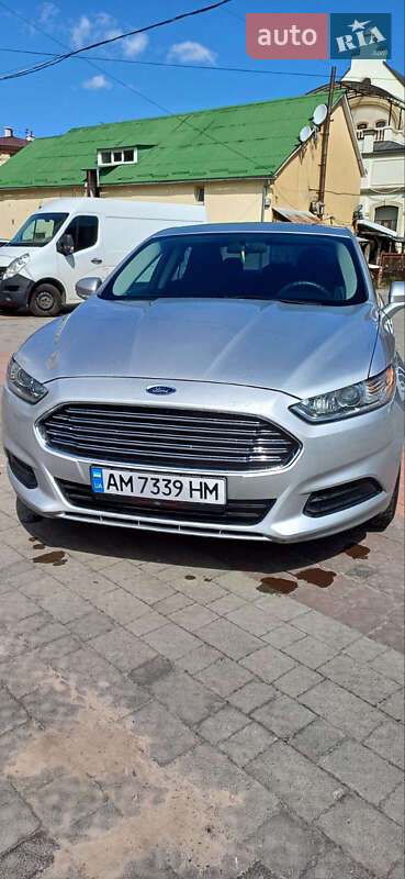 Ford Fusion 2015