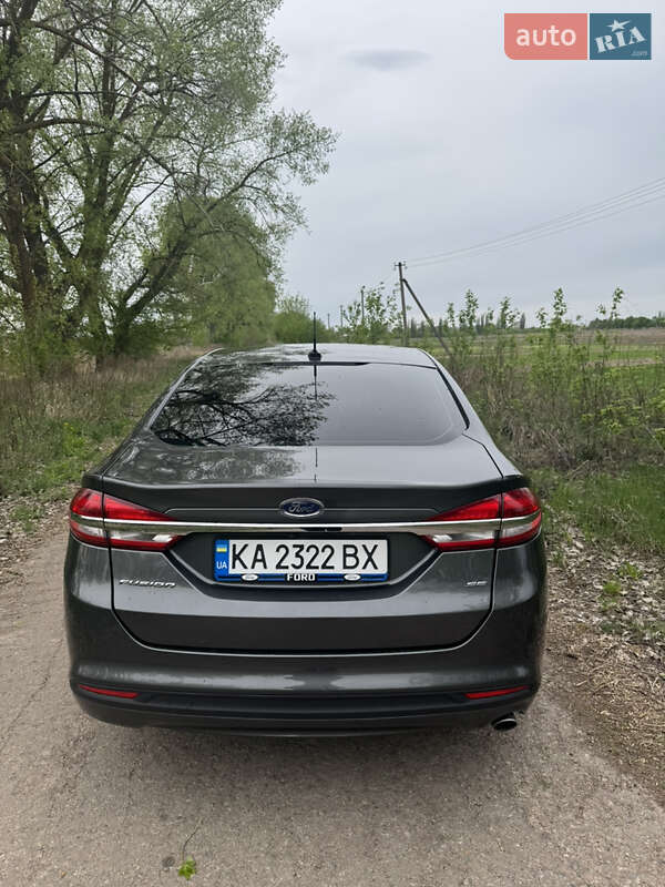 Седан Ford Fusion 2016 в Овруче