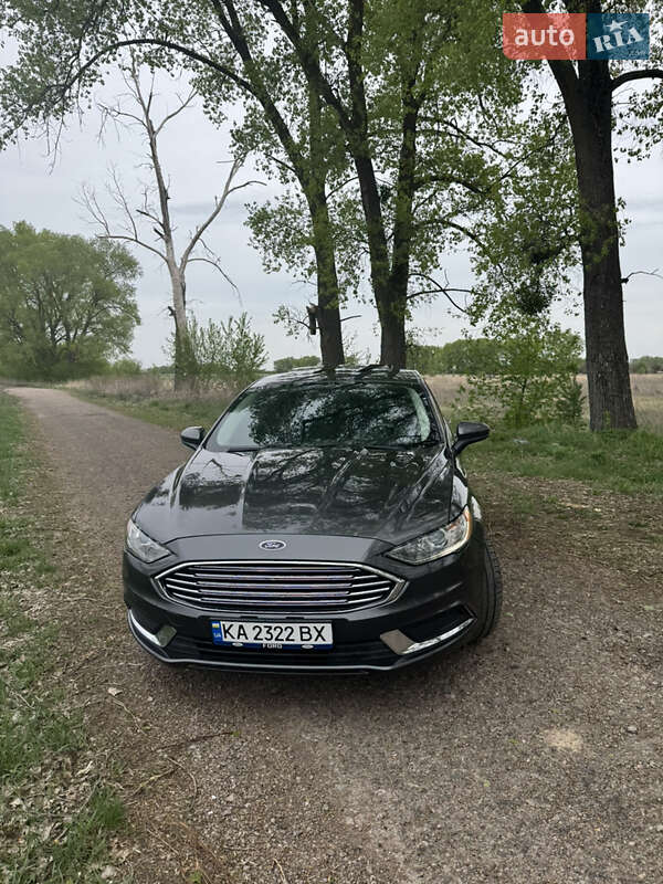 Седан Ford Fusion 2016 в Овруче