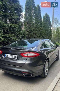 Седан Ford Fusion 2015 в 