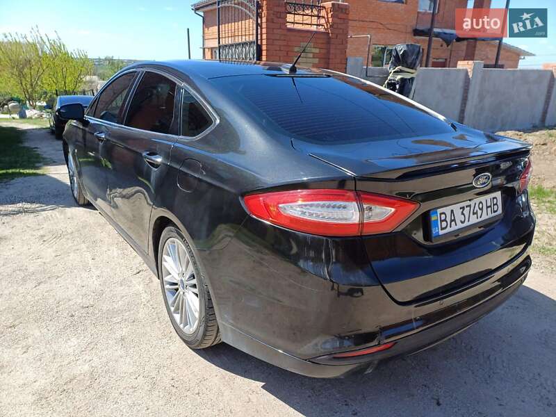 Седан Ford Fusion 2014 в Кропивницком