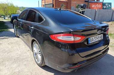 Седан Ford Fusion 2014 в 