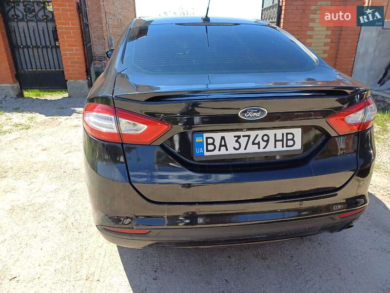 Седан Ford Fusion 2014 в Кропивницком
