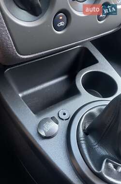 Хэтчбек Ford Fusion 2008 в 