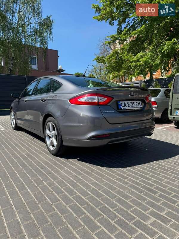 Седан Ford Fusion 2014 в Черкассах