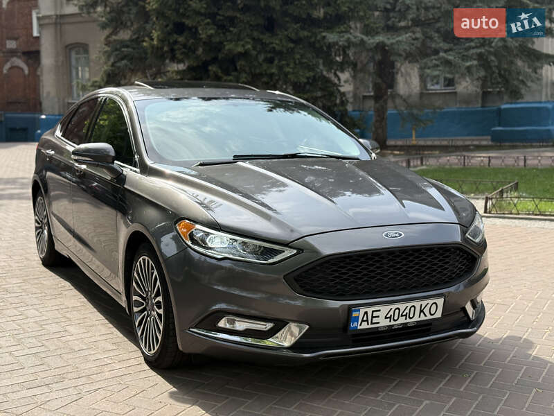 Седан Ford Fusion 2016 в Сумах