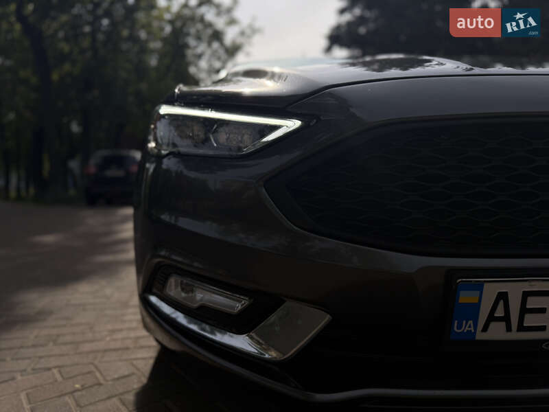 Седан Ford Fusion 2016 в Сумах