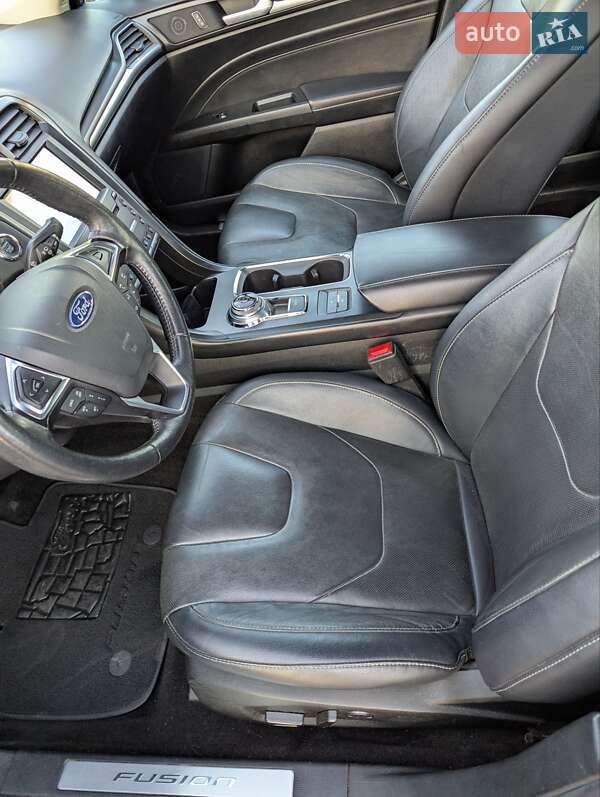 Седан Ford Fusion 2018 в Одессе