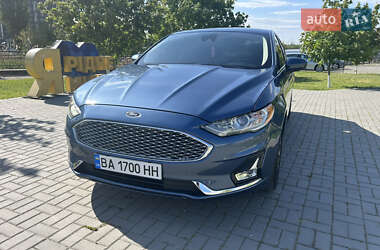 Седан Ford Fusion 2019 в Кропивницком
