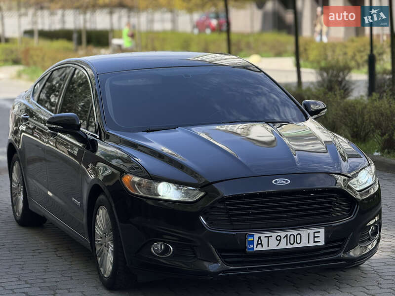 Седан Ford Fusion 2012 в Ивано-Франковске