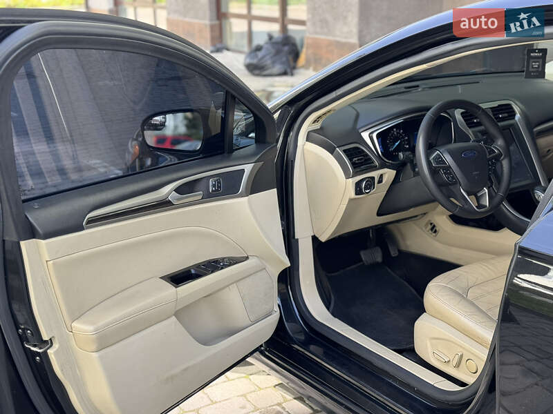 Седан Ford Fusion 2012 в Ивано-Франковске