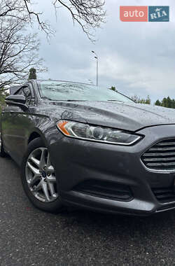 Седан Ford Fusion 2014 в Киеве