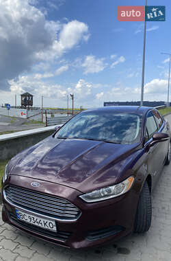 Седан Ford Fusion 2013 в 