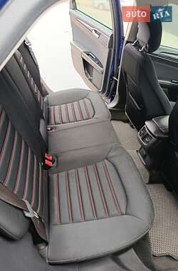 Седан Ford Fusion 2013 в 