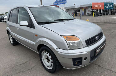 Хэтчбек Ford Fusion 2011 в 